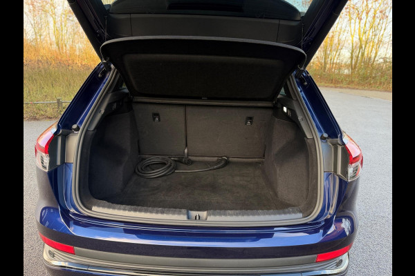 Audi Q4 e-tron 40 Launch edition S Competition 77 kWh 2X S-LINE PANO l MATRIX l CAMERA l ADAPT.CRUISE l ORG.NL l DEALER OND
