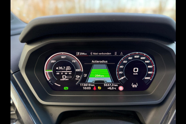 Audi Q4 e-tron 40 Launch edition S Competition 77 kWh 2X S-LINE PANO l MATRIX l CAMERA l ADAPT.CRUISE l ORG.NL l DEALER OND