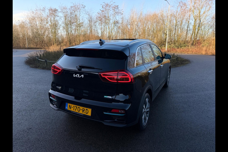 Kia e-Niro DynamicPlusLine 64 kWh SOH 100% NAVI CAMERA LEER SCHUIFDAK LED-XENON