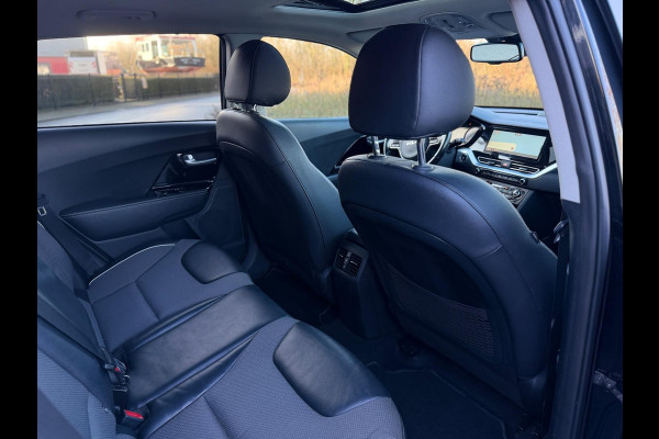 Kia e-Niro DynamicPlusLine 64 kWh SOH 100% NAVI CAMERA LEER SCHUIFDAK LED-XENON