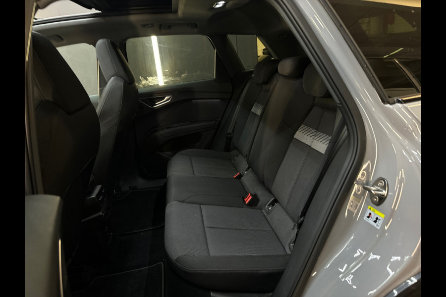 Audi Q4 e-tron 45 quattro S Edition 82 kWh Pano|SONOS|Trekhaak