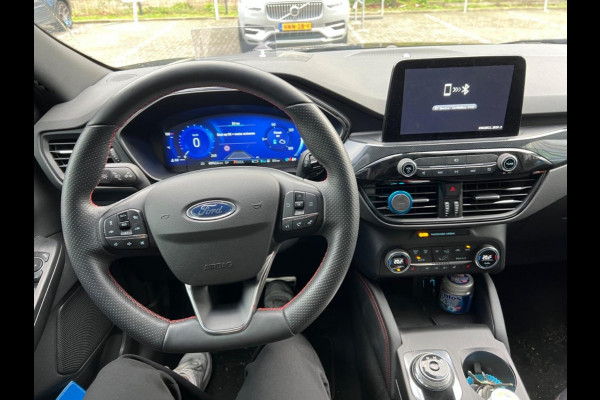 Ford Kuga 2.5 PHEV ST-Line X | Full option! | Wegklapbare trekhaak | Panoramadak | Winter Pack | Bang&Olufsen | Elektrische achterklep | Winter Pack | Adaptive cruise control