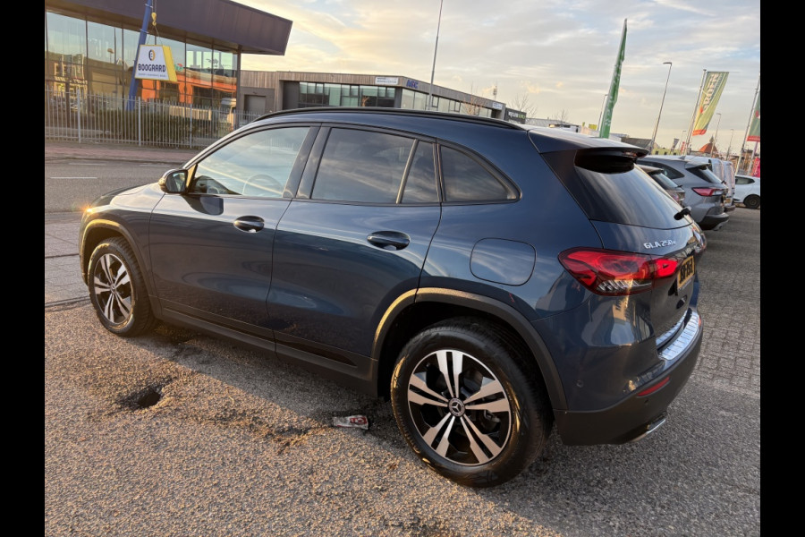 Mercedes-Benz GLA 250 e Business Solution Luxery Limited