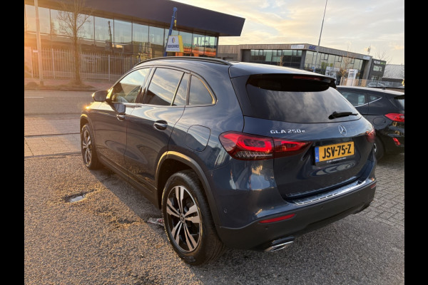 Mercedes-Benz GLA 250 e Business Solution Luxery Limited