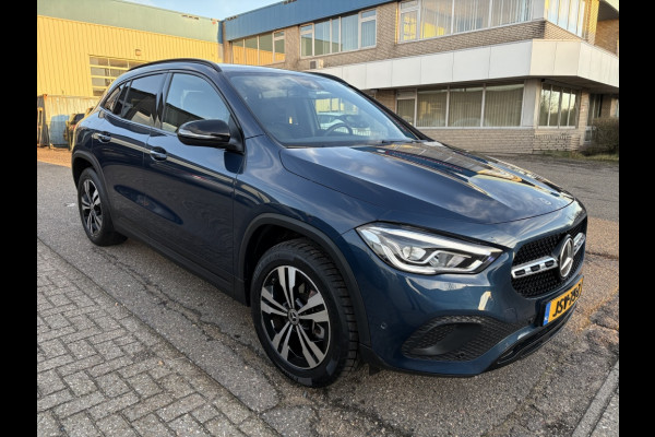 Mercedes-Benz GLA 250 e Business Solution Luxery Limited