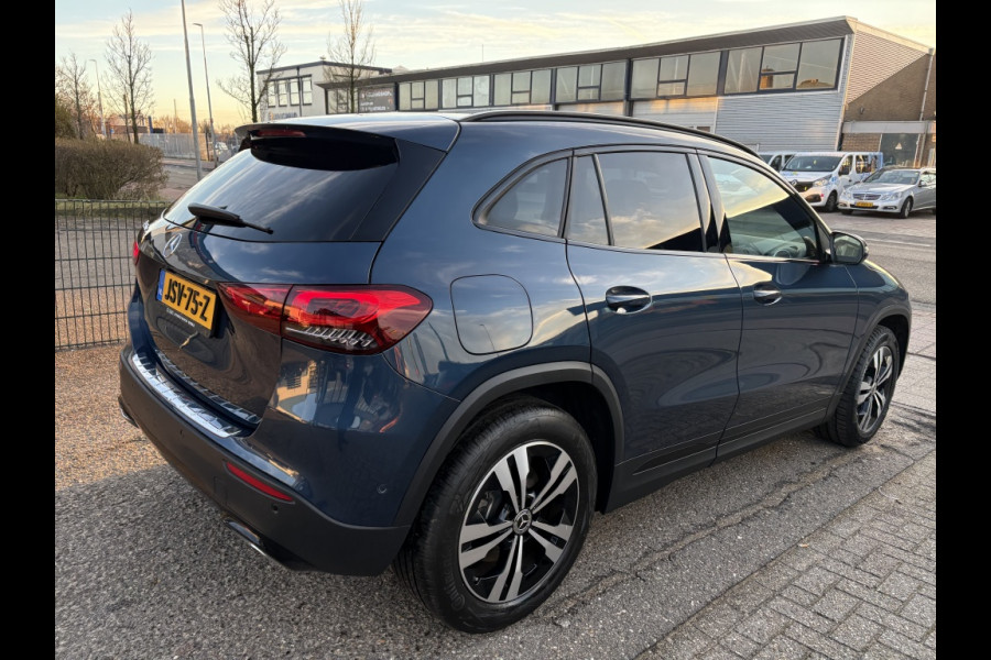 Mercedes-Benz GLA 250 e Business Solution Luxery Limited