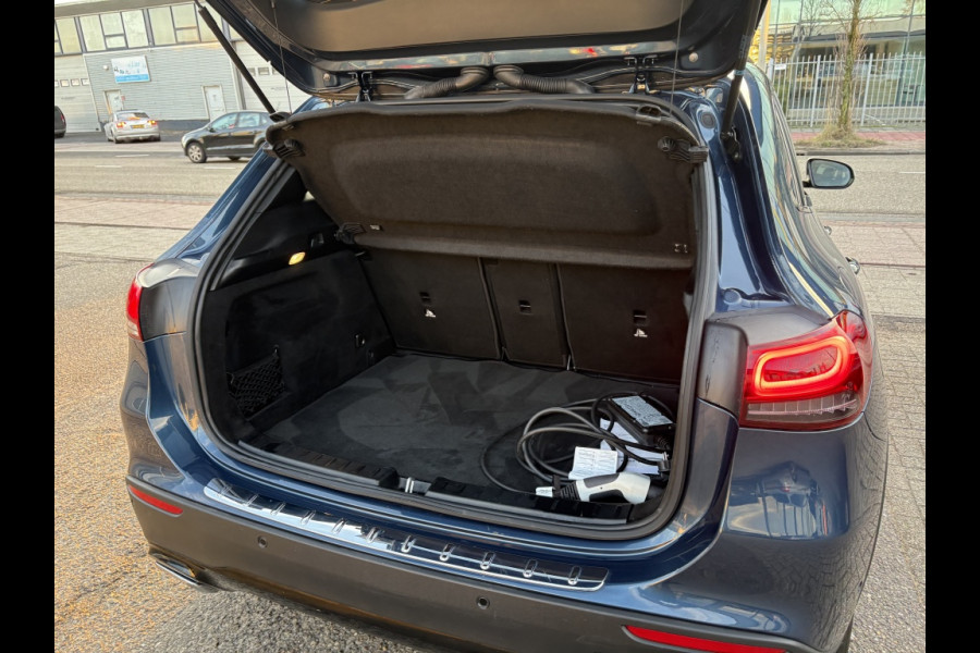 Mercedes-Benz GLA 250 e Business Solution Luxery Limited