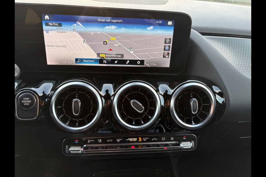 Mercedes-Benz GLA 250 e Business Solution Luxery Limited