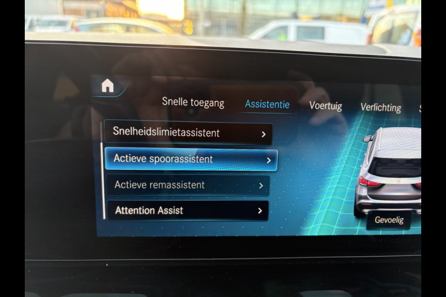 Mercedes-Benz GLA 250 e Business Solution Luxery Limited