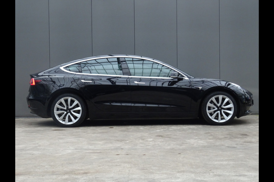 Tesla Model 3 Standard RWD Plus 60 kWh * LEER * PANORAMADAK !!