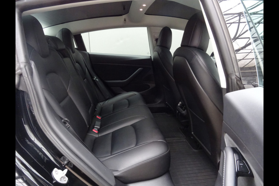 Tesla Model 3 Standard RWD Plus 60 kWh * LEER * PANORAMADAK !!