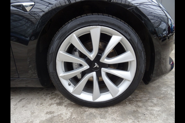 Tesla Model 3 Standard RWD Plus 60 kWh * LEER * PANORAMADAK !!