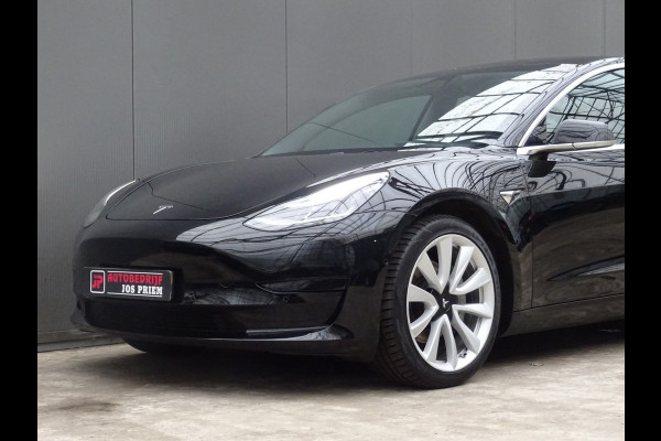 Tesla Model 3 Standard RWD Plus 60 kWh * LEER * PANORAMADAK !!