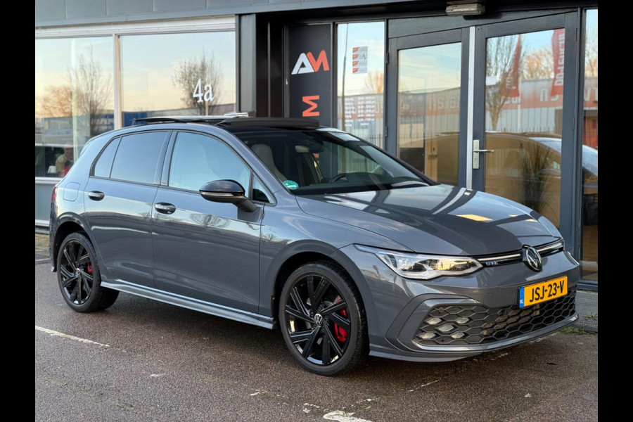 Volkswagen Golf 1.4 eHybrid GTE | Pano | Leer | IQ | Memory