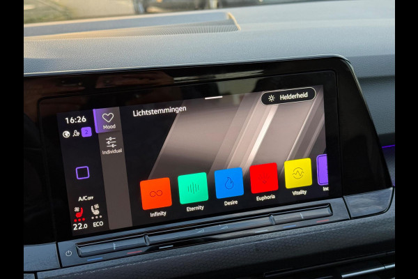 Volkswagen Golf 1.4 eHybrid GTE | Pano | Leer | IQ | Memory