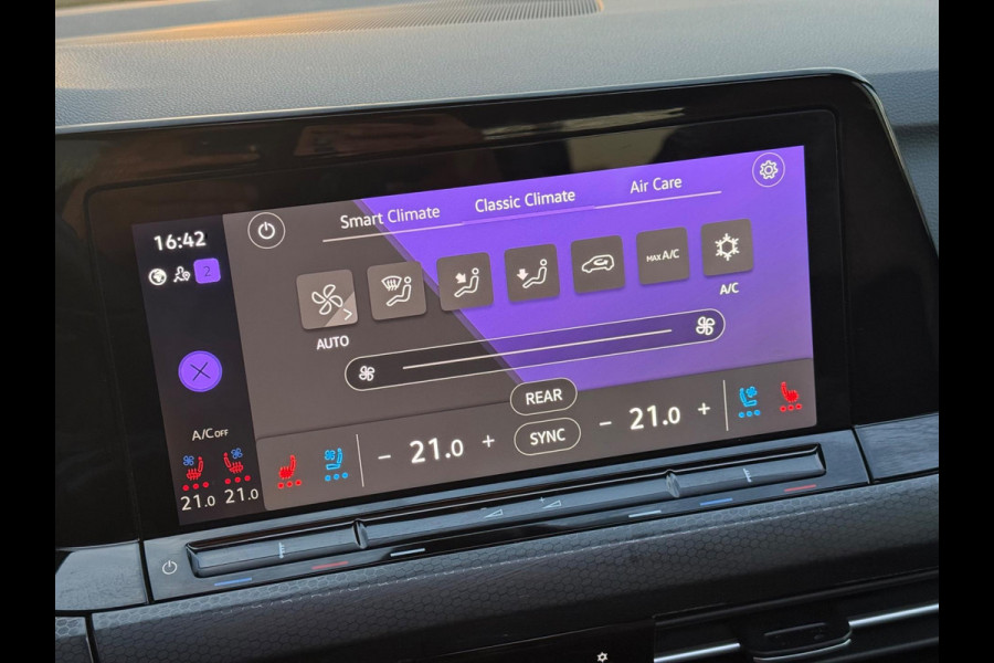 Volkswagen Golf 1.4 eHybrid GTE | Pano | Leer | IQ | Memory