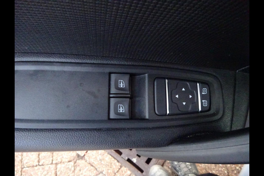 Renault Kangoo 1.3 TCe 100 Comfort L1 Benzine uitvoering AIRCO NAVI CRUISE