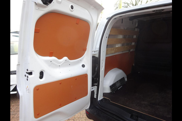 Renault Kangoo 1.3 TCe 100 Comfort L1 Benzine uitvoering AIRCO NAVI CRUISE