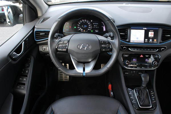 Hyundai IONIQ 1.6 GDi Premium | Stoelverwarming + Koeling | Electrische Stoelen Memory | Schuif/Kanteldak | Camera | Climate Control | Navigatie |