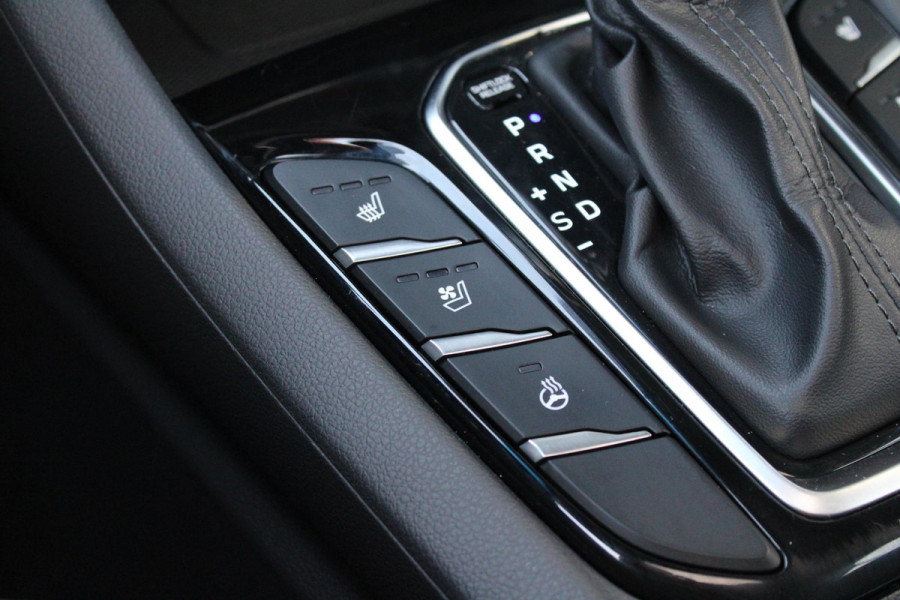 Hyundai IONIQ 1.6 GDi Premium | Stoelverwarming + Koeling | Electrische Stoelen Memory | Schuif/Kanteldak | Camera | Climate Control | Navigatie |