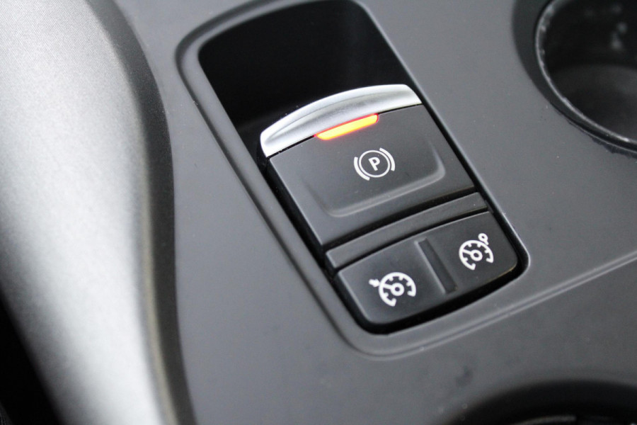 Renault Kadjar 1.3 TCe Black Edition | Automaat | Trekhaak 1500KG | BOSE | Stoelverwarming | Panorama Dak | Navigatie | Cruise Control | Climate Control | Camera |