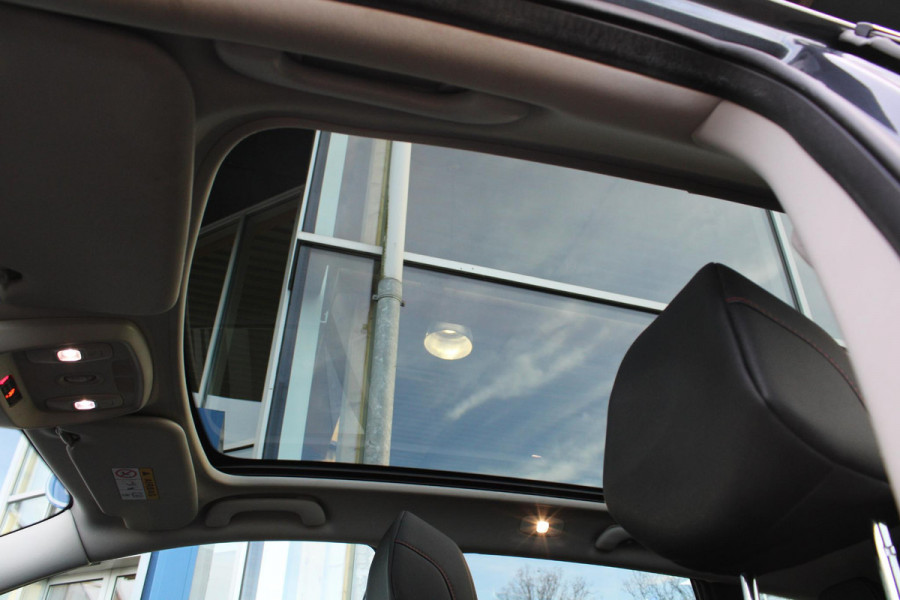 Renault Kadjar 1.3 TCe Black Edition | Automaat | Trekhaak 1500KG | BOSE | Stoelverwarming | Panorama Dak | Navigatie | Cruise Control | Climate Control | Camera |