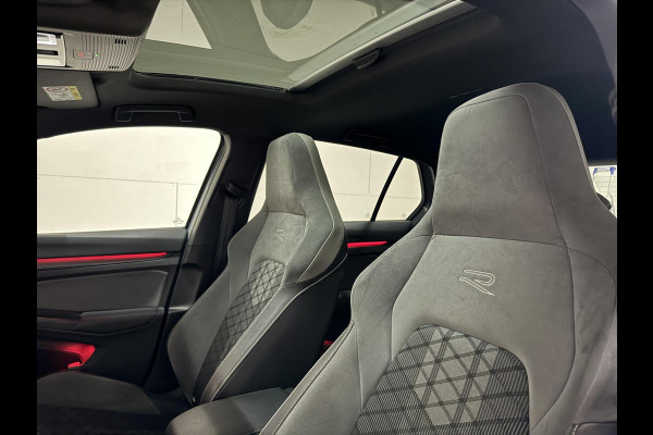 Volkswagen Golf 1.5 eTSI R-Line Pano Harman/Kardon Sfeer NAP