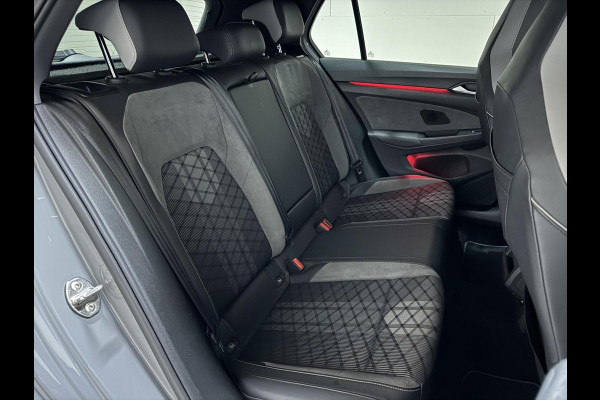 Volkswagen Golf 1.5 eTSI R-Line Pano Harman/Kardon Sfeer NAP