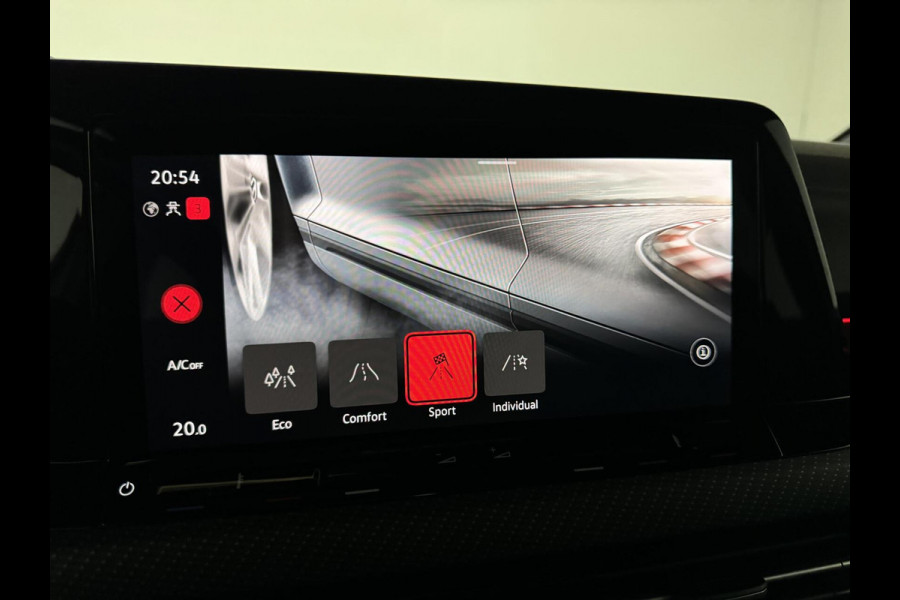 Volkswagen Golf 1.5 eTSI R-Line Pano Harman/Kardon Sfeer NAP