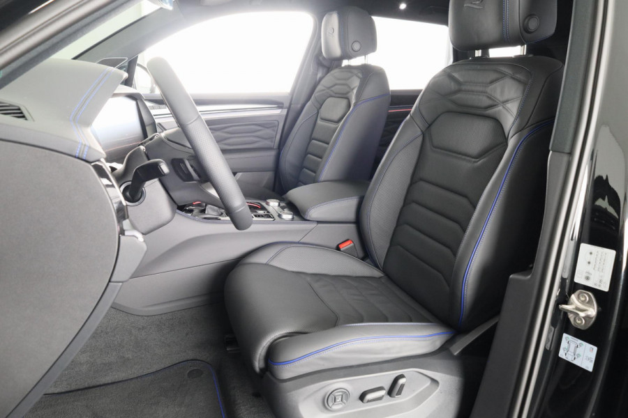 Volkswagen Touareg R 3.0 eHybid 340 kW / 462 pk SUV 8 vesn. Tiptonic Volkswagen Touareg R 3.0 TSI 340 kW / 462 pk SUV 8 vesn. Tiptronic