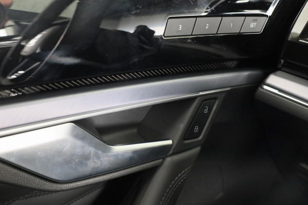 Volkswagen Touareg R 3.0 eHybid 340 kW / 462 pk SUV 8 vesn. Tiptonic Volkswagen Touareg R 3.0 TSI 340 kW / 462 pk SUV 8 vesn. Tiptronic