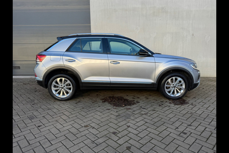 Volkswagen T-Roc 1.0 TSI Style * Matrix Led * Camera * Led * Keyless * Alcantara *