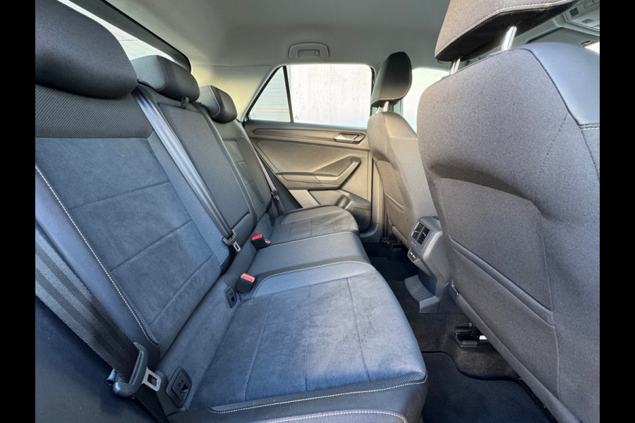 Volkswagen T-Roc 1.0 TSI Style * Matrix Led * Camera * Led * Keyless * Alcantara *