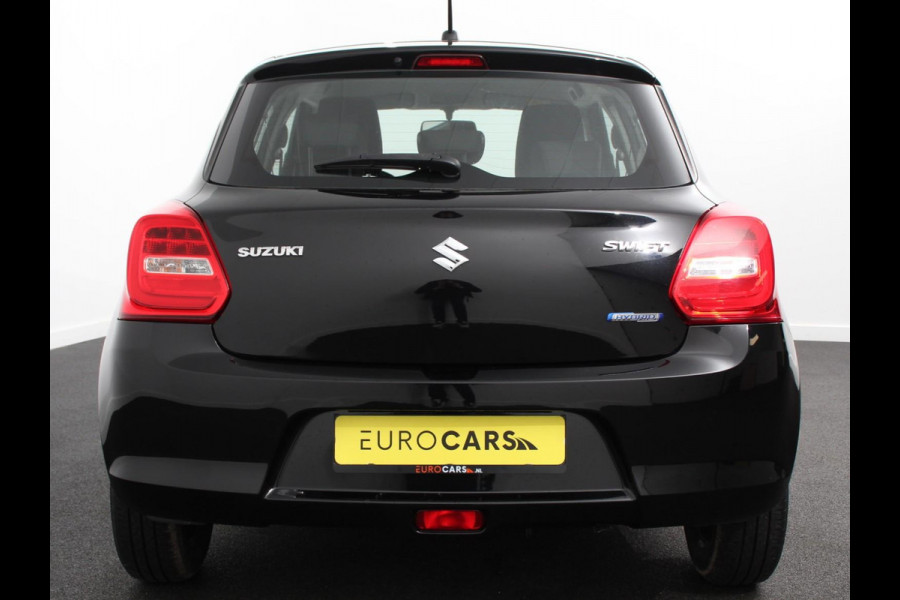Suzuki Swift 1.2 Club Smart Hybrid | Navigatie | Apple Carplay/Android Auto | Airco | Cruise Control | Lichtmetalen velgen