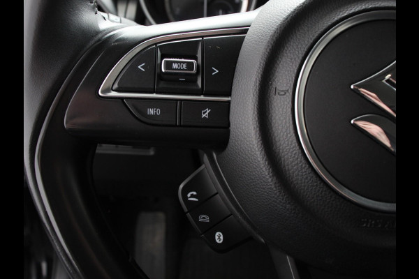 Suzuki Swift 1.2 Club Smart Hybrid | Navigatie | Apple Carplay/Android Auto | Airco | Cruise Control | Lichtmetalen velgen