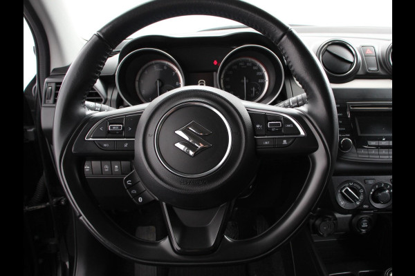 Suzuki Swift 1.2 Club Smart Hybrid | Navigatie | Apple Carplay/Android Auto | Airco | Cruise Control | Lichtmetalen velgen