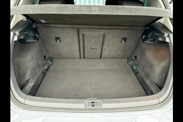 Volkswagen Golf 1.0 TSI Highline Business R | R-line | Led Koplampen | Stoelverw. | Adapt. Cr. | Prijs Rijklaar!!