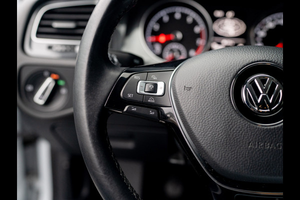 Volkswagen Golf 1.0 TSI Highline Business R | R-line | Led Koplampen | Stoelverw. | Adapt. Cr. | Prijs Rijklaar!!