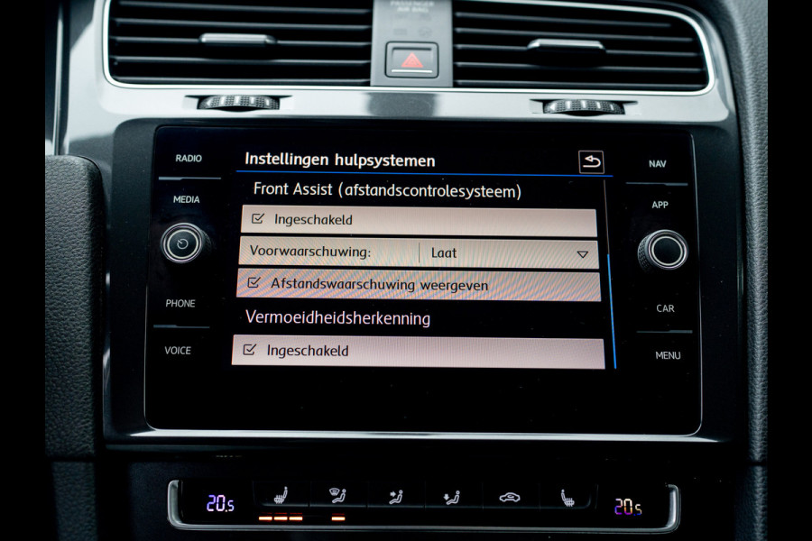 Volkswagen Golf 1.0 TSI Highline Business R | R-line | Led Koplampen | Stoelverw. | Adapt. Cr. | Prijs Rijklaar!!