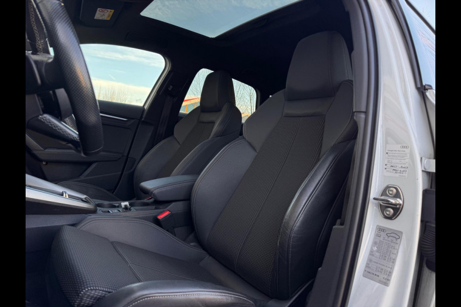 Audi A3 Sportback 35 TFSI S edition Pano/Matrix/Sfeer/AppleCar