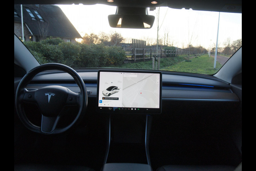 Tesla Model 3 Long Range AWD 75 kWh | Full Self-Driving | Panoramadak | Camera | Sfeerverlichting |