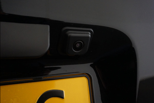 Opel Combo 1.5D L2H1 Edition Automaat 3-zits | Airco | Navigatie | Camera | Parkeer sensoren | 3-zits