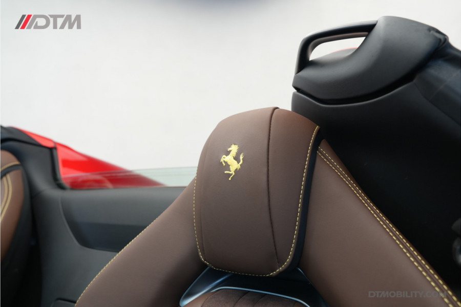 Ferrari 812 GTS 6.5 V12 HELE | Rosso Magma | Carbon | Lift | Passenger Display |