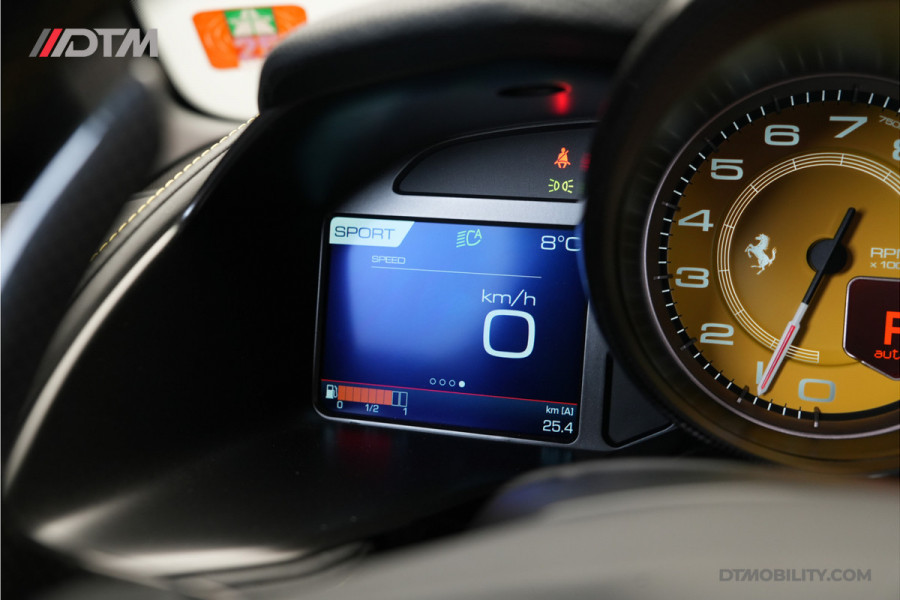 Ferrari 812 GTS 6.5 V12 HELE | Rosso Magma | Carbon | Lift | Passenger Display |