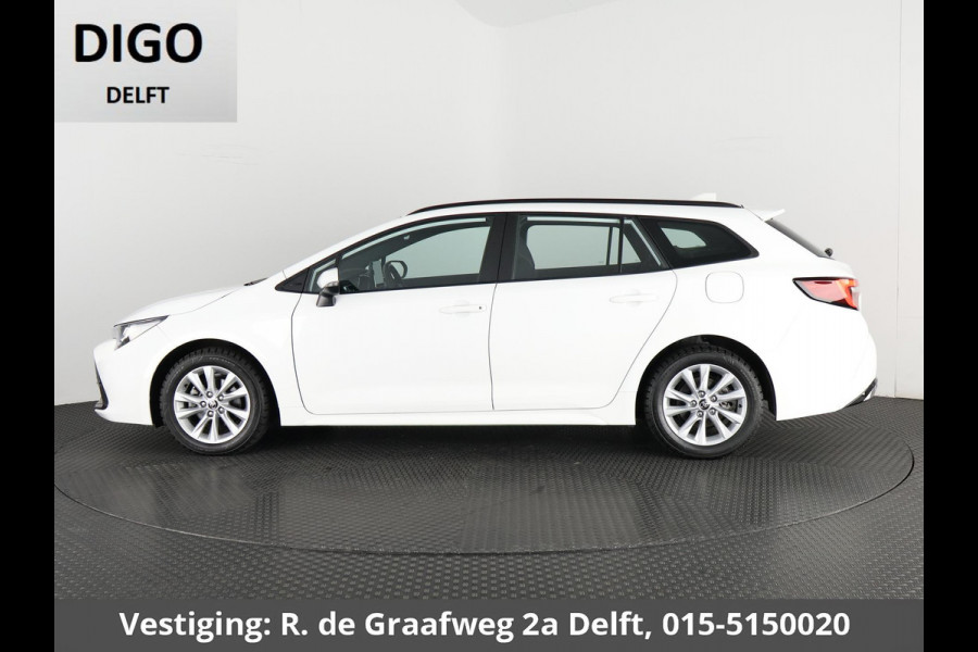 Toyota Corolla Touring Sports Hybrid 140 Business Luxury | Stuur-/Stoelverwarming | Parkeersensoren | Apple Carplay & AndriodAUTO | Navigatie