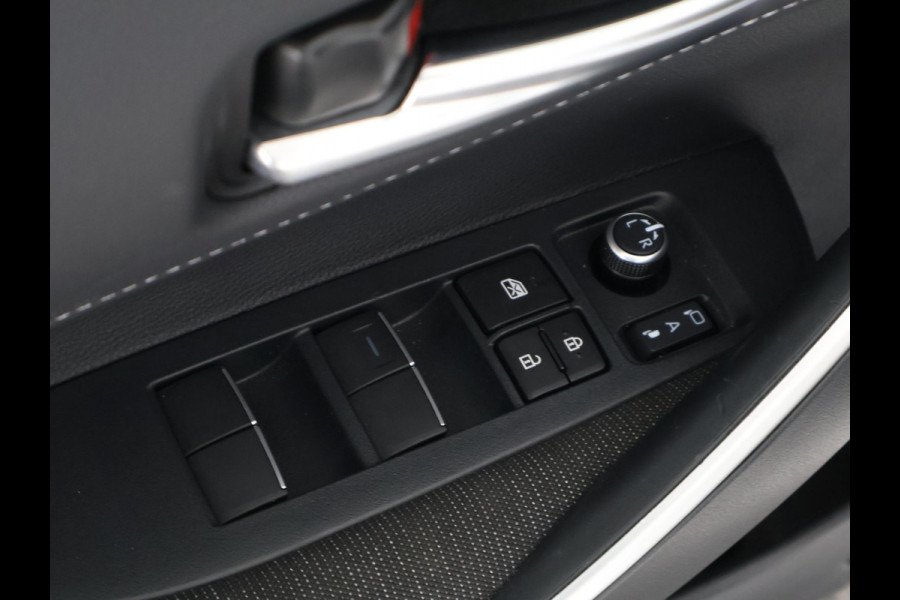 Toyota Corolla Touring Sports Hybrid 140 Business Luxury | Stuur-/Stoelverwarming | Parkeersensoren | Apple Carplay & AndriodAUTO | Navigatie