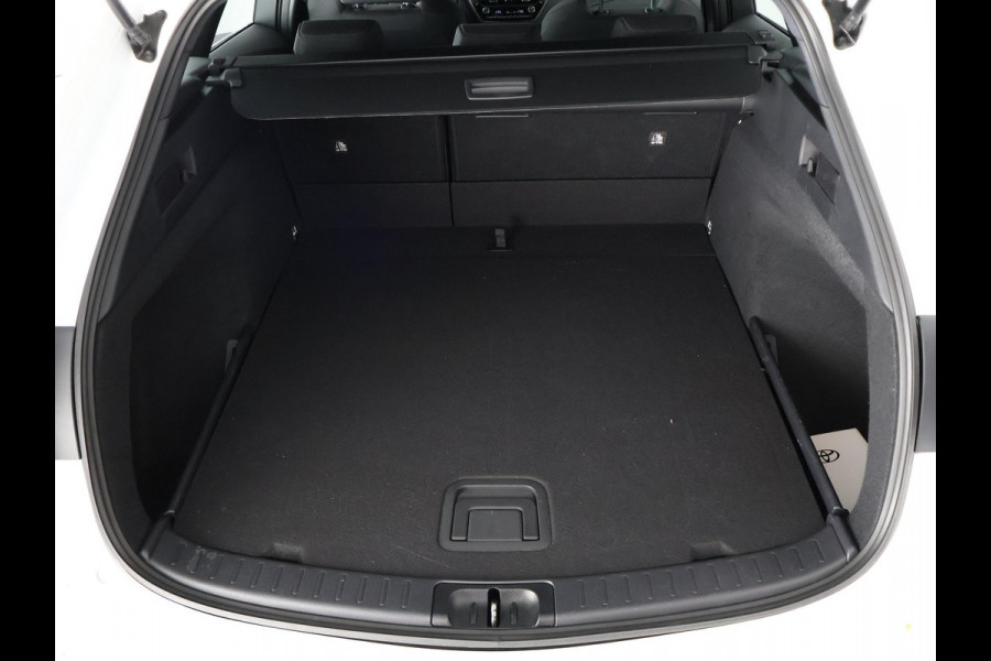 Toyota Corolla Touring Sports Hybrid 140 Business Luxury | Stuur-/Stoelverwarming | Parkeersensoren | Apple Carplay & AndriodAUTO | Navigatie