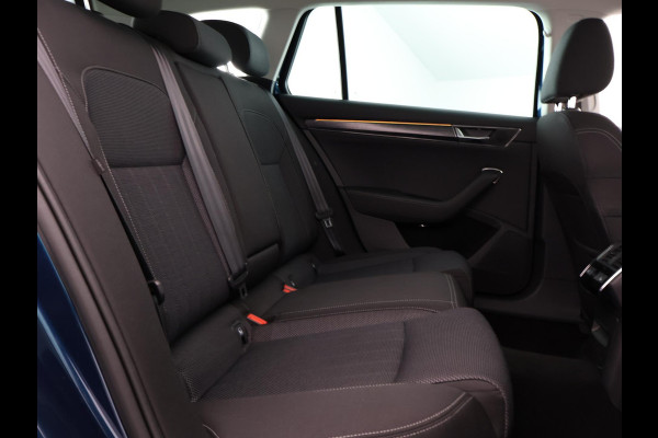 Škoda Superb Combi 1.5 TSI ACT Business Edition Automaat | Navigatie | Stoelverwarming | Camera |
