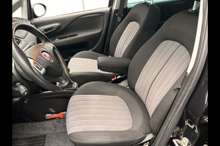 Fiat Punto Evo 0.9 TwinAir Sempre | Origineel Nederlands | Navigatie Lichtmetaal Airco Parkeersensoren