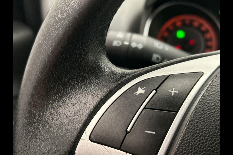 Fiat Punto Evo 0.9 TwinAir Sempre | Origineel Nederlands | Navigatie Lichtmetaal Airco Parkeersensoren